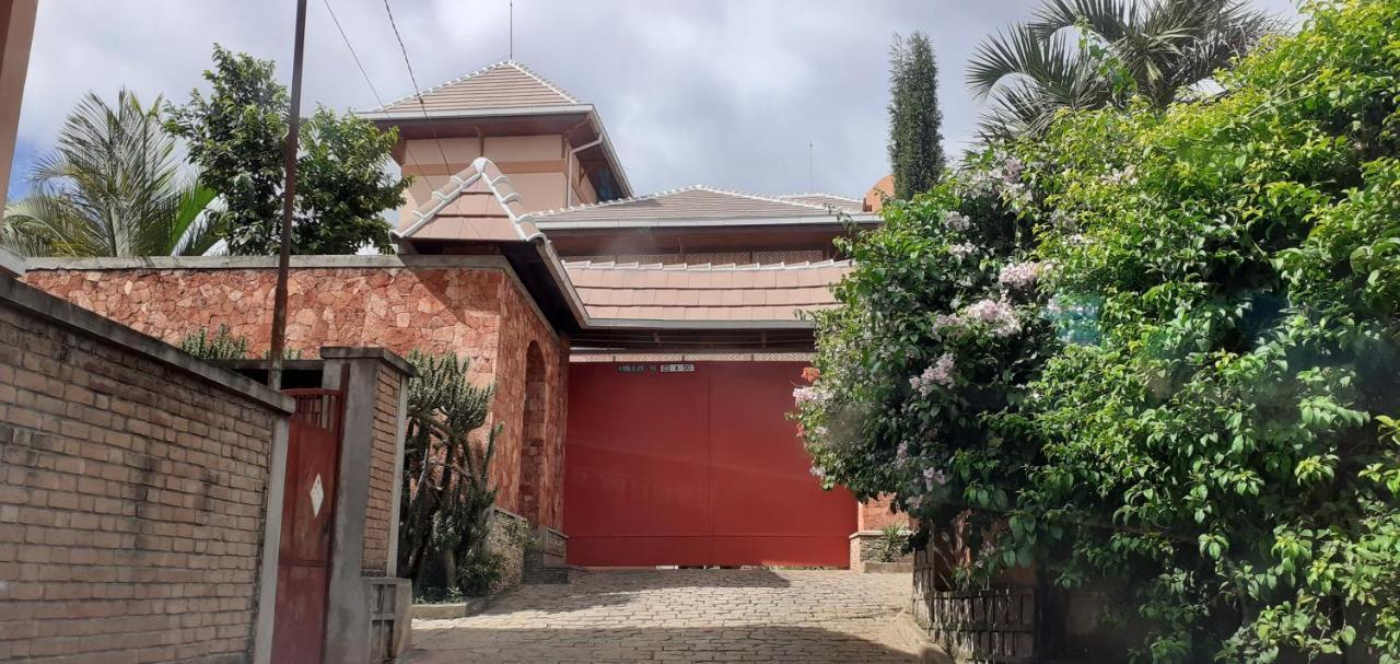 Chambre D'Hote Villa Maritampona 안트시라베 외부 사진
